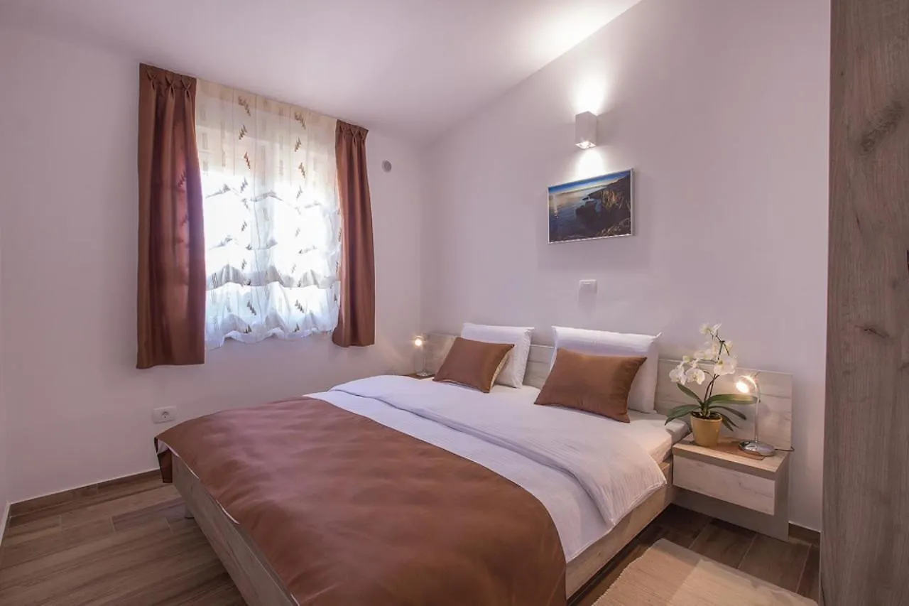 Charming Villa Manuela With Wonderful Pool Near The Beach Banjole