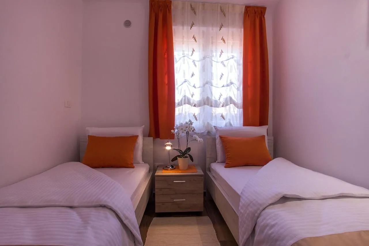 Charming Villa Manuela With Wonderful Pool Near The Beach Banjole